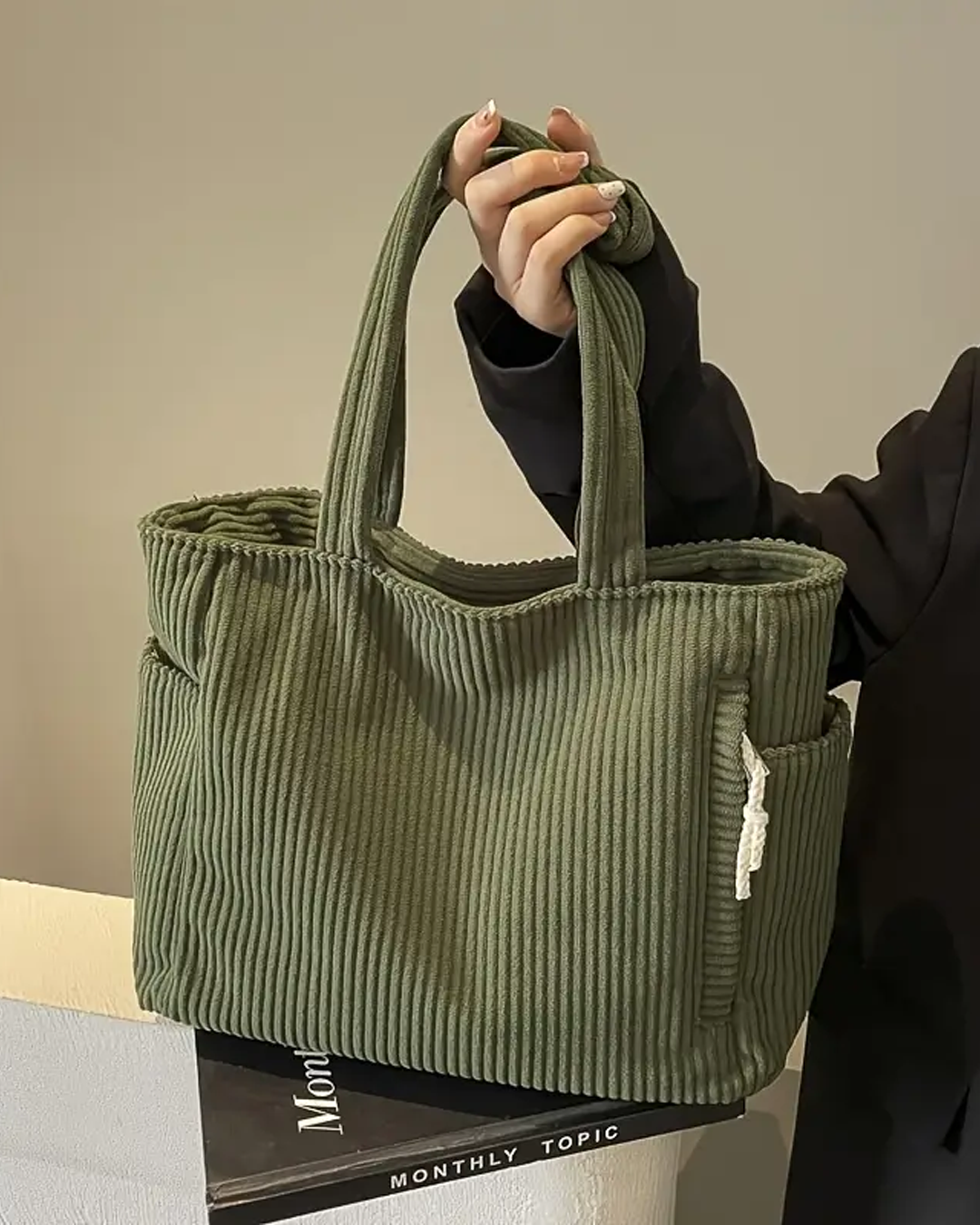 Nayara – Ribbed Tote Bag