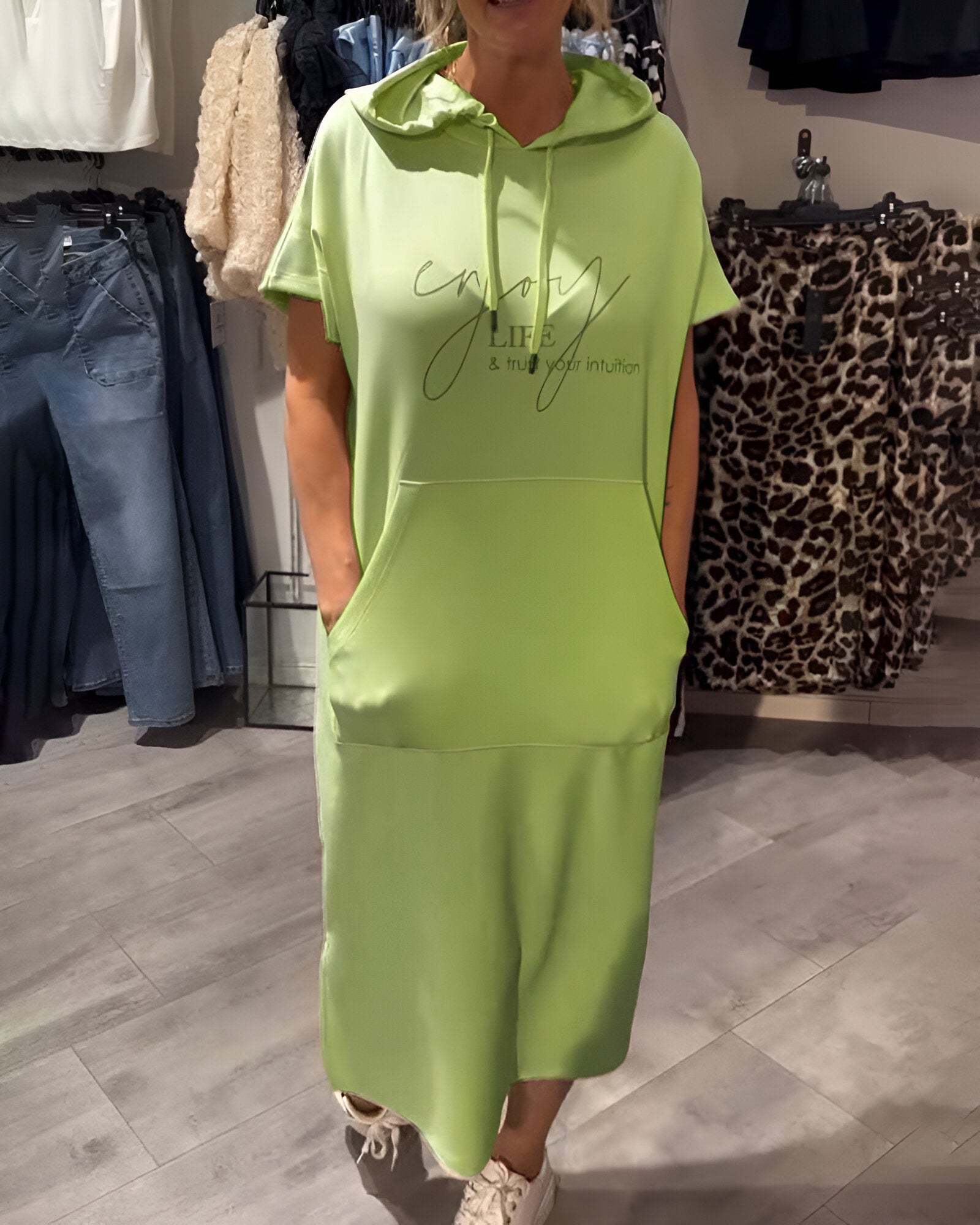 Vera – Hoodie Midi Dress