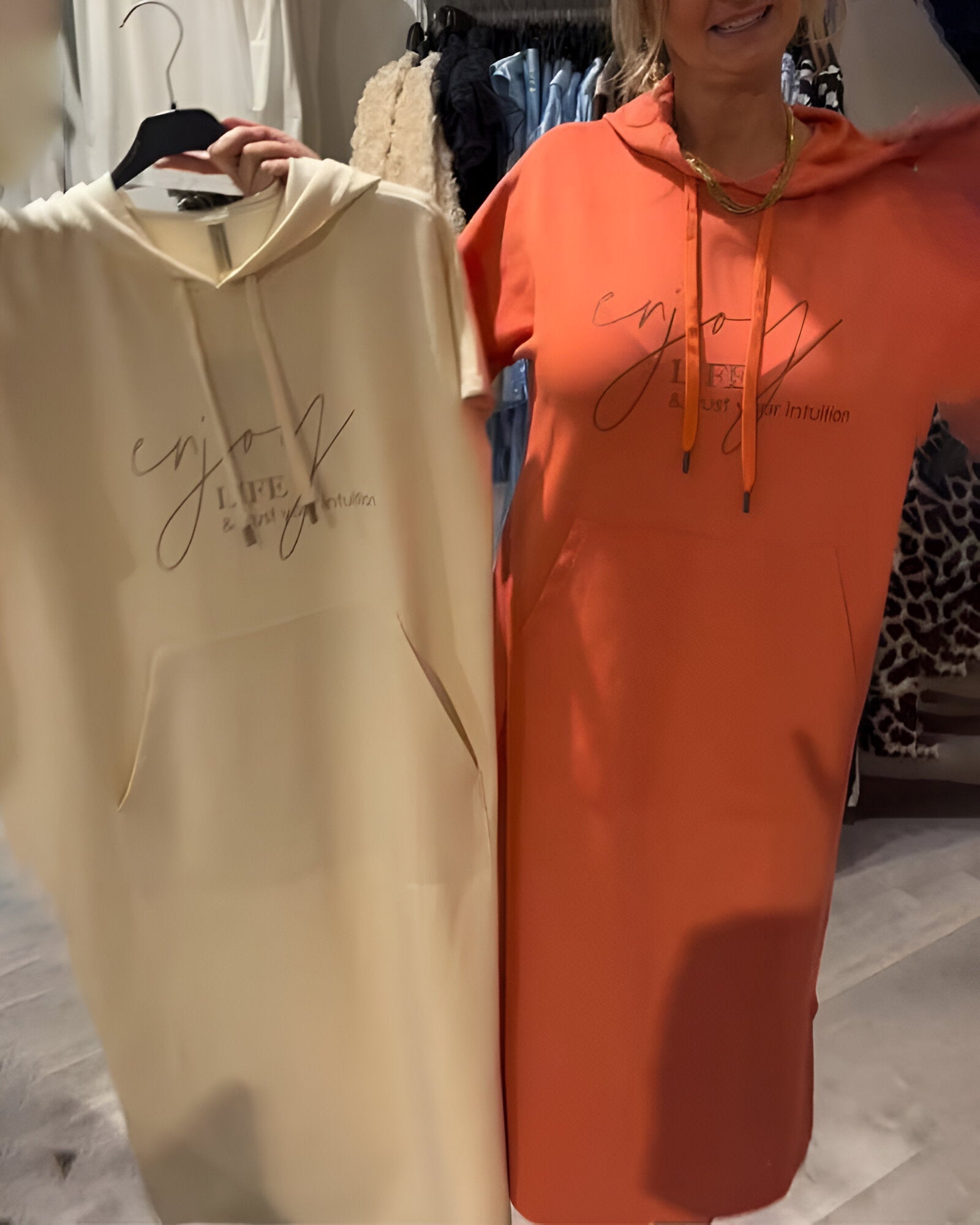 Vera – Hoodie Midi Dress