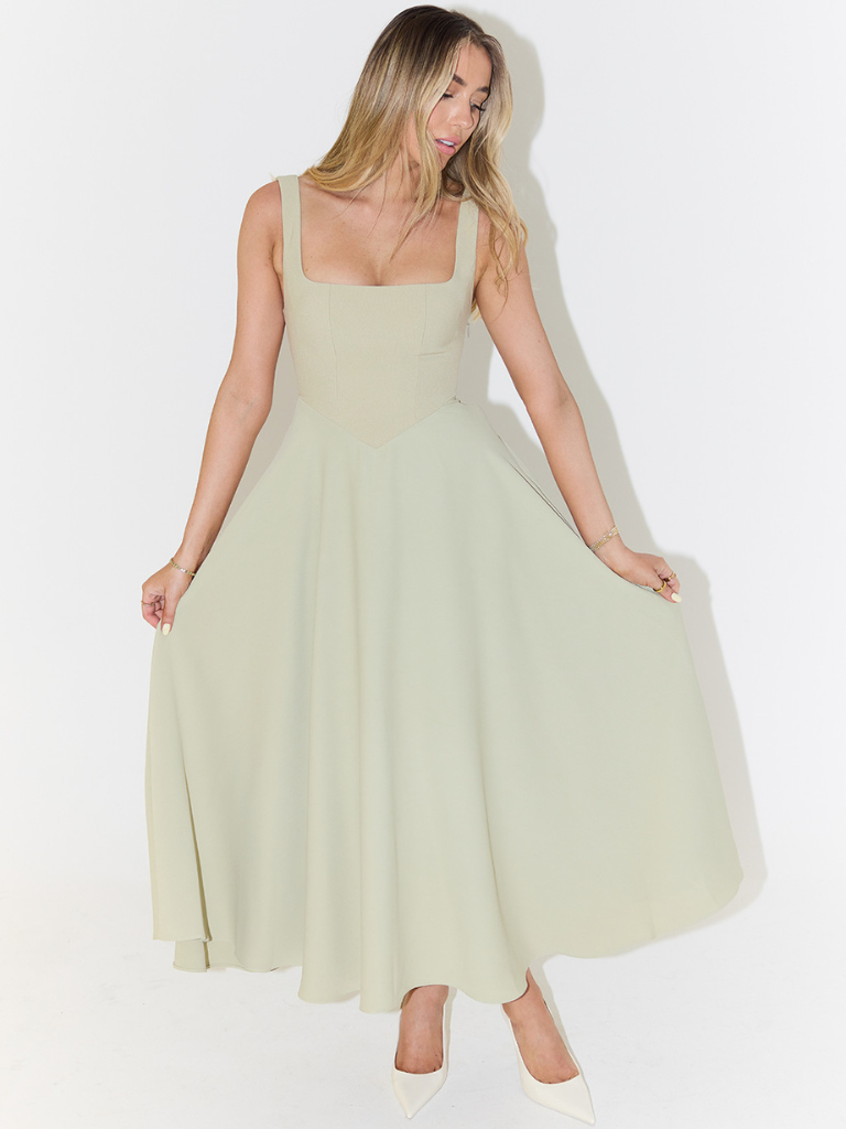 Clara – Vestito Midi Svasato