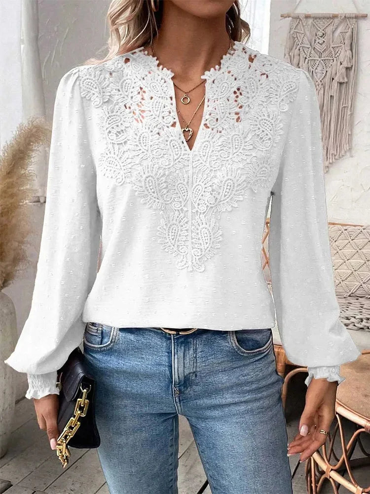 Sophie – Luxurious lace blouse
