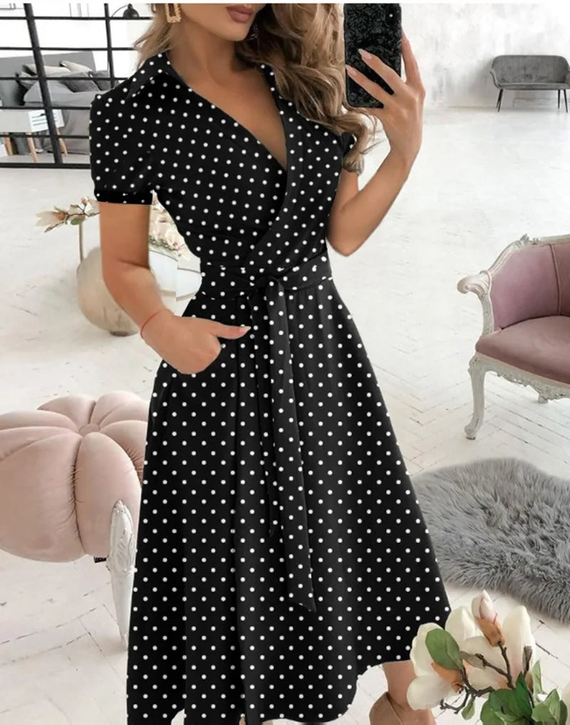 Joanna – Elegant Maxi Dress