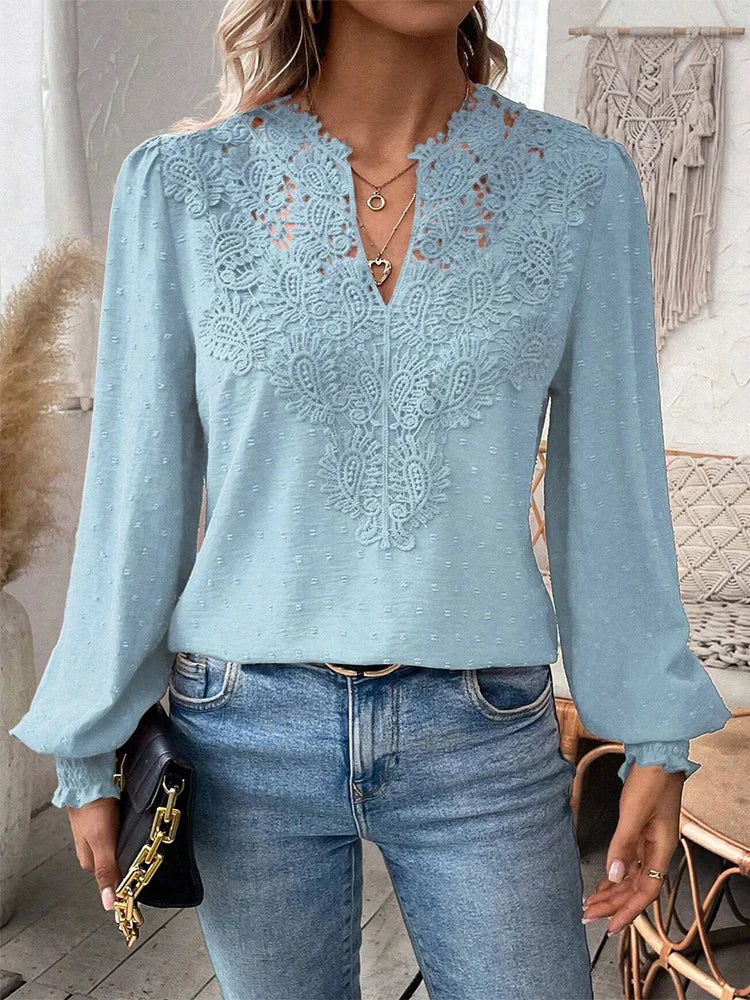 Sophie – Luxurious lace blouse