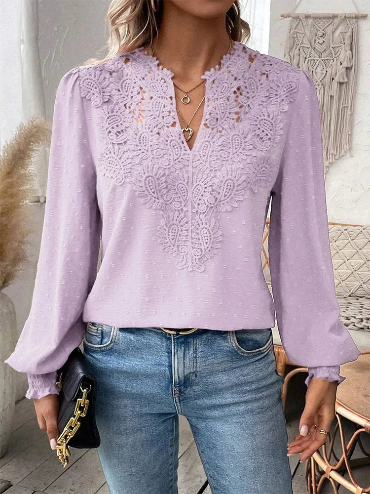 Sophie – Luxurious lace blouse