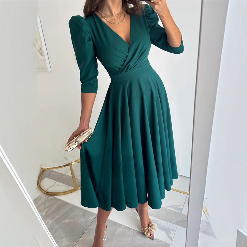 Renata – Flattering Midi Dress